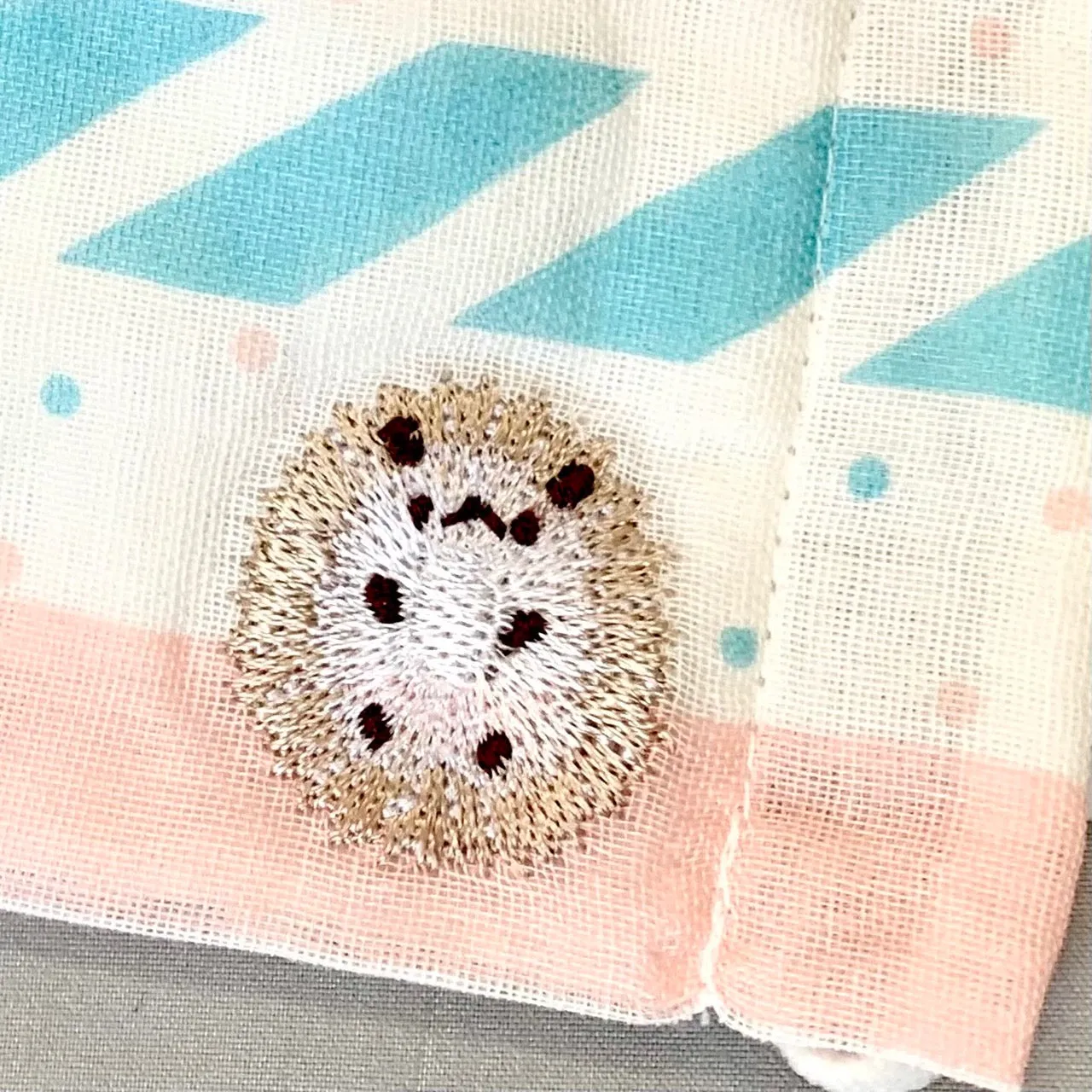 X 221396 Hedgehog Face Masks Kamio-DISCONTINUED