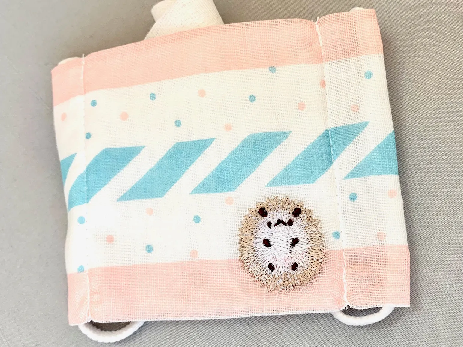 X 221396 Hedgehog Face Masks Kamio-DISCONTINUED